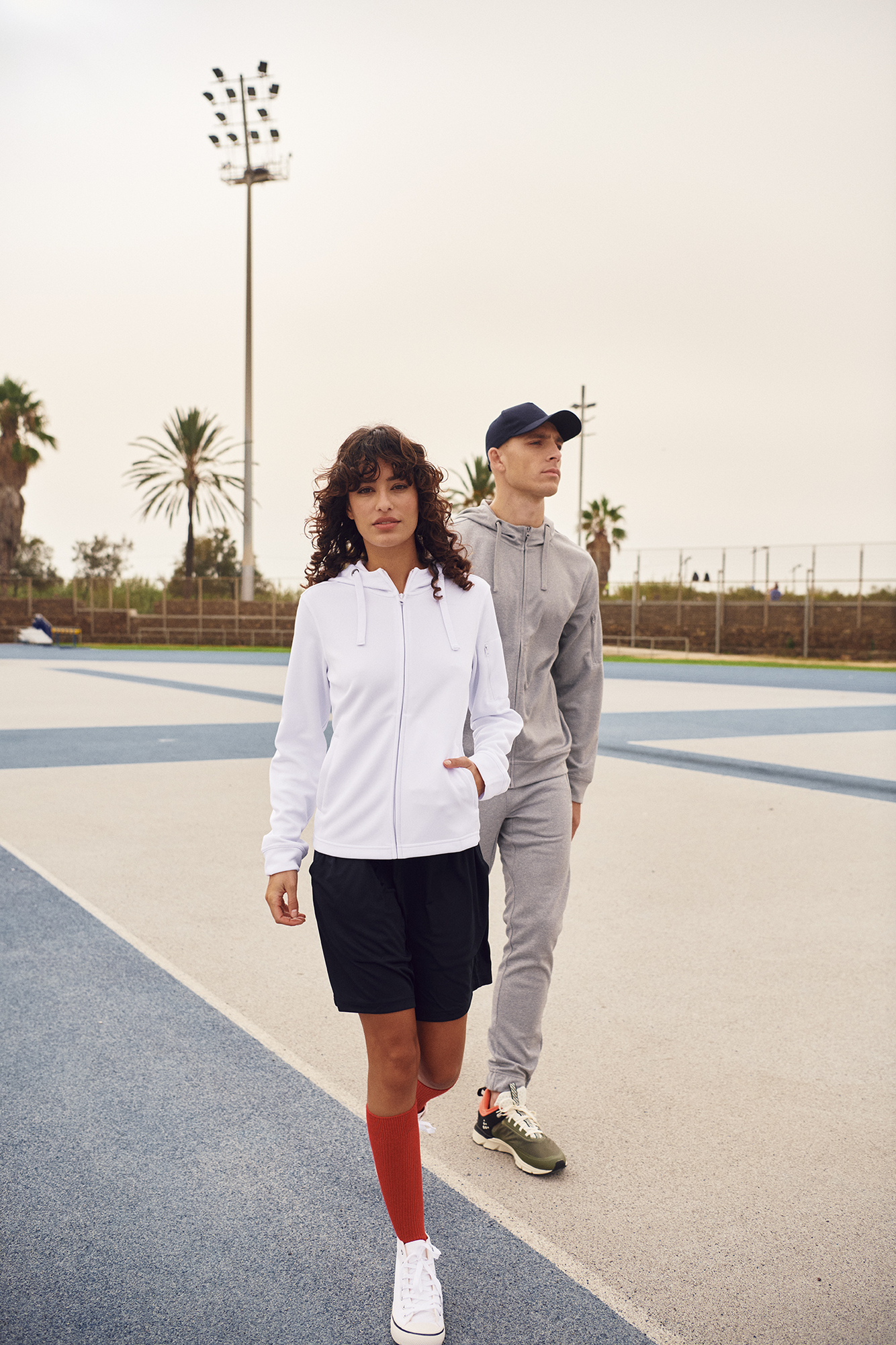 Basic Active Hoody Full Zip Women - Image 5