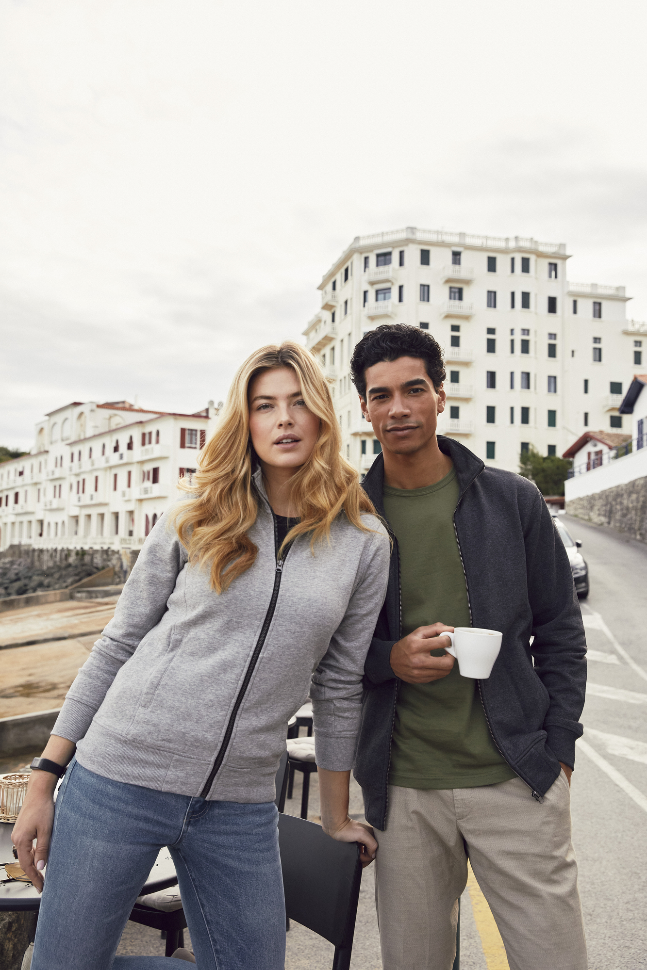 Classic Cardigan Women - Image 6