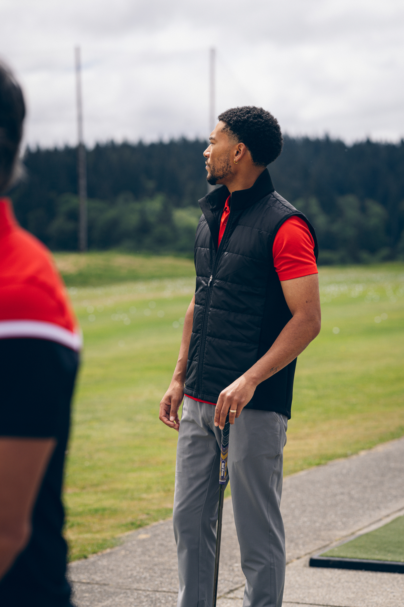 Pemberton Hybrid Vest Men - Image 5